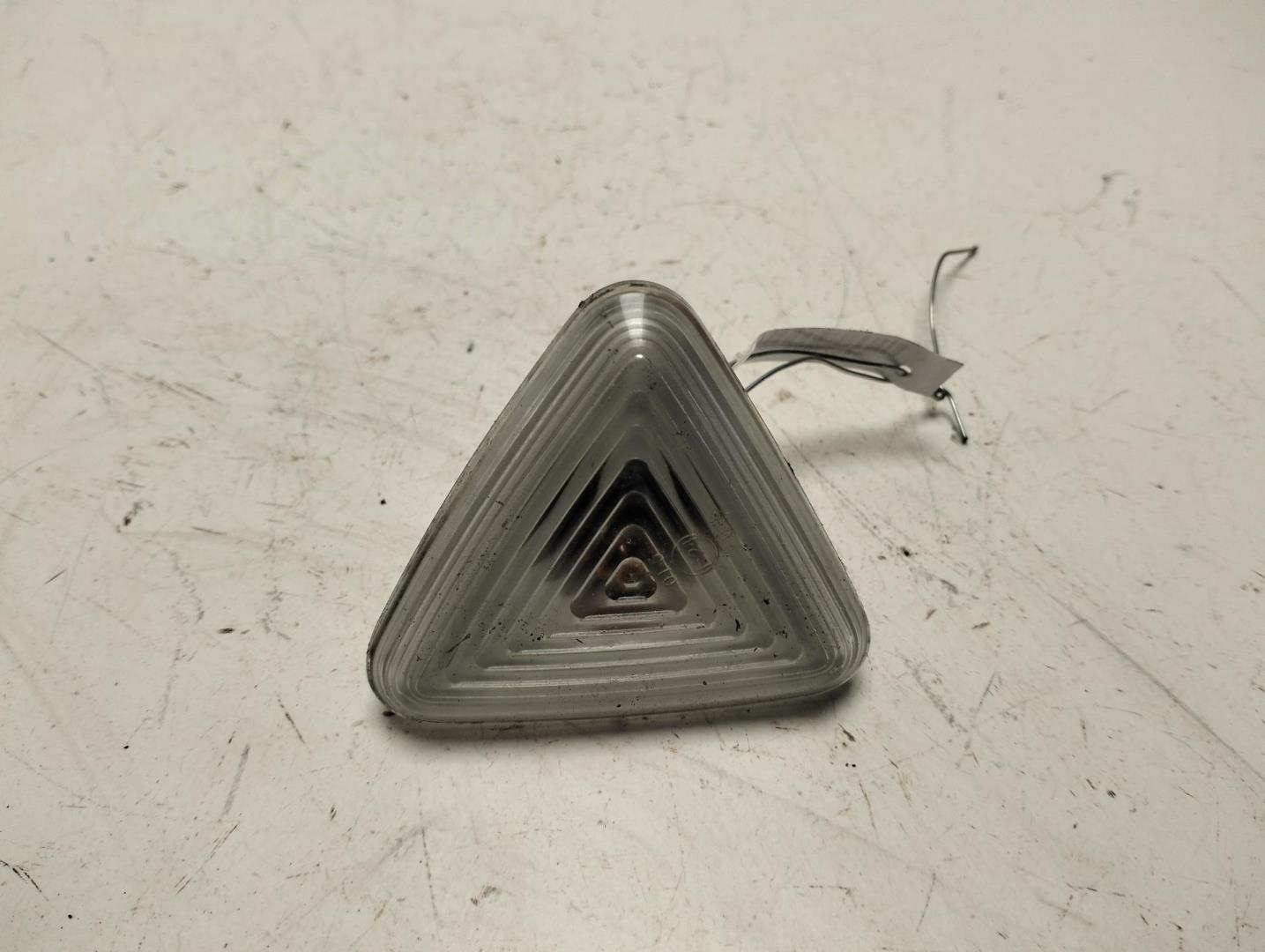 Указатель поворота левый