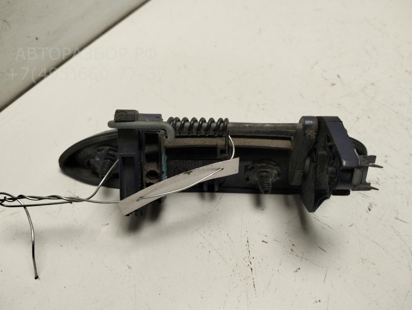 Ручка двери передней наружная правая