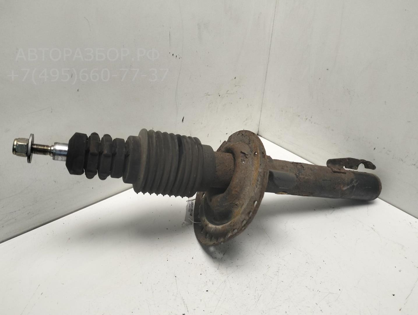 Амортизатор передний правый