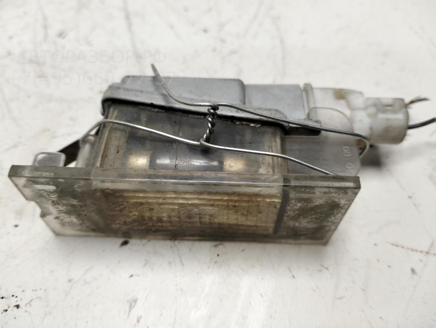 Фонарь подсветки номера