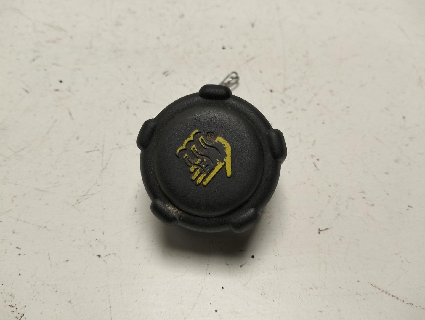 Крышка расширительного бачка