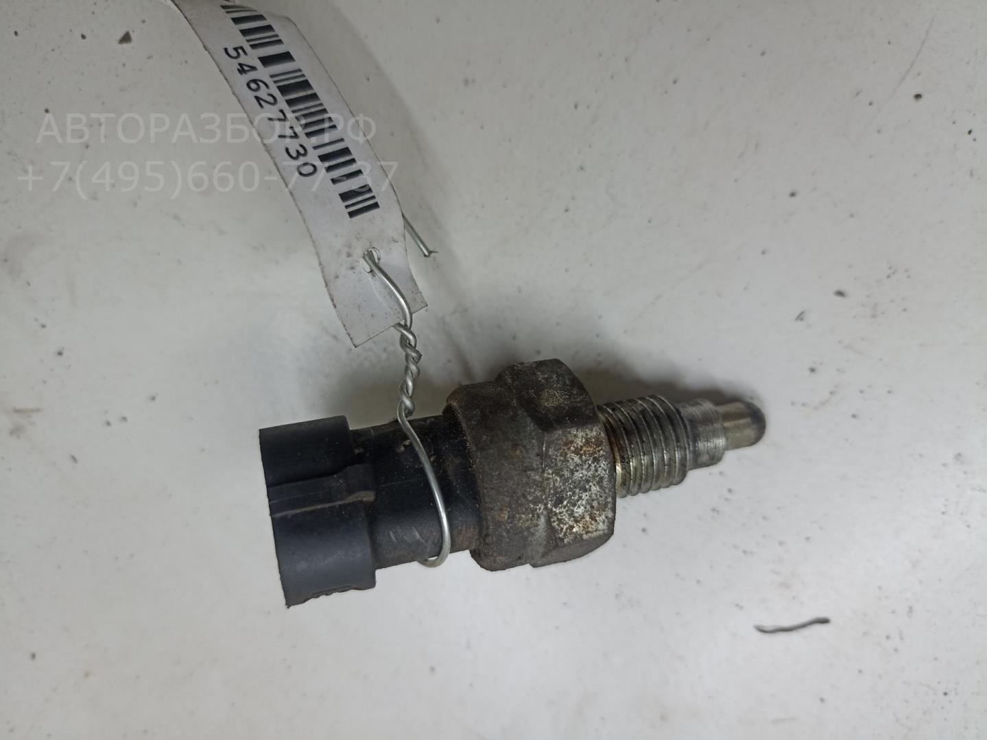 Датчик включения заднего хода