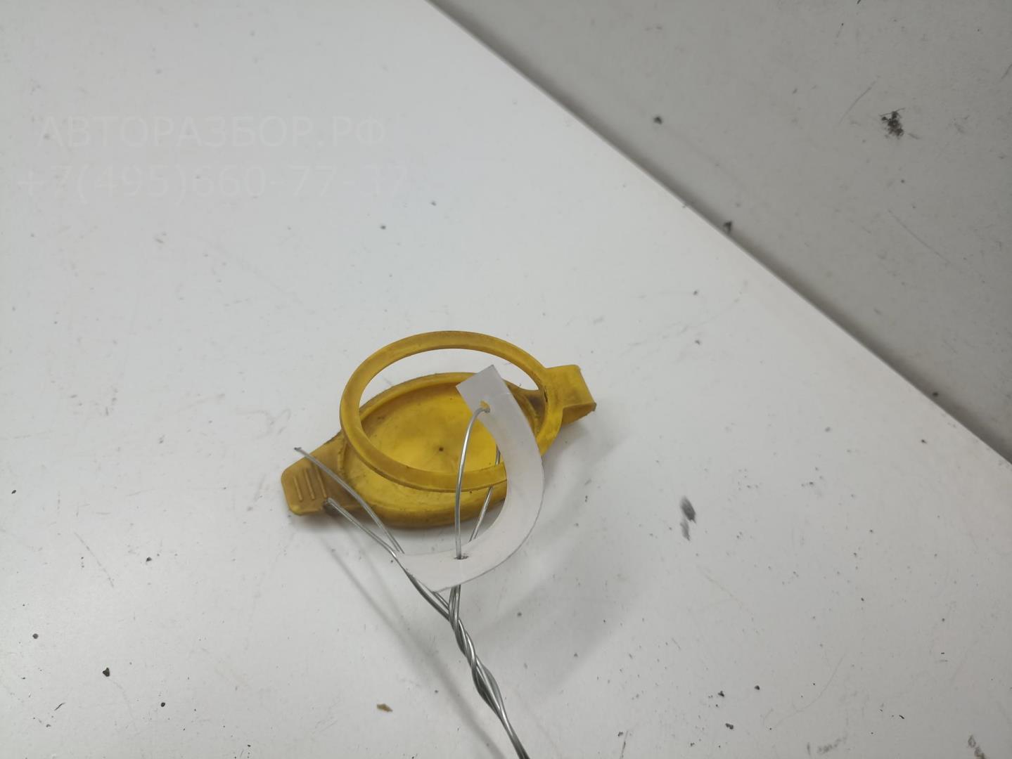 Крышка бачка омывателя