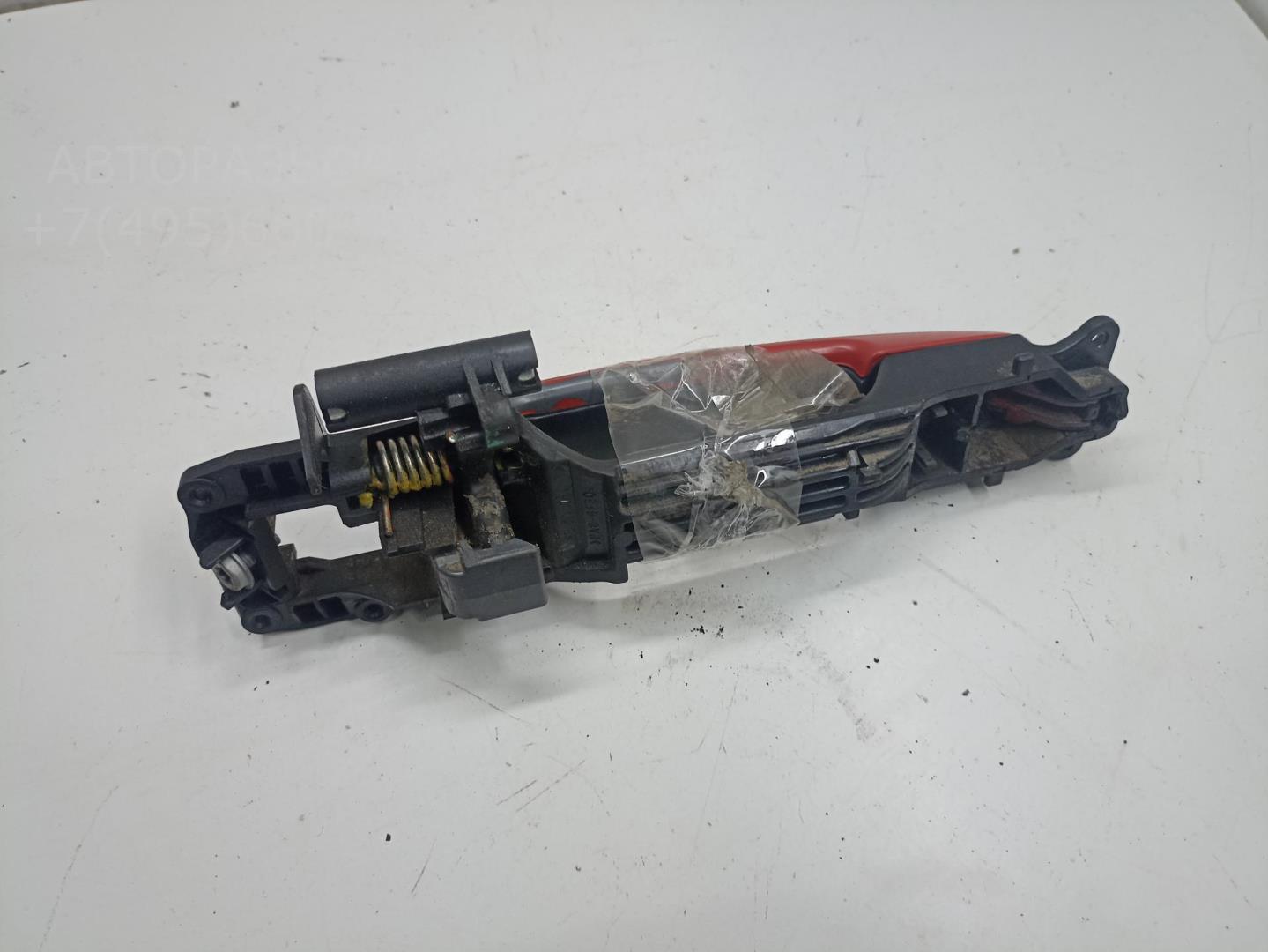 Ручка двери передней наружная левая