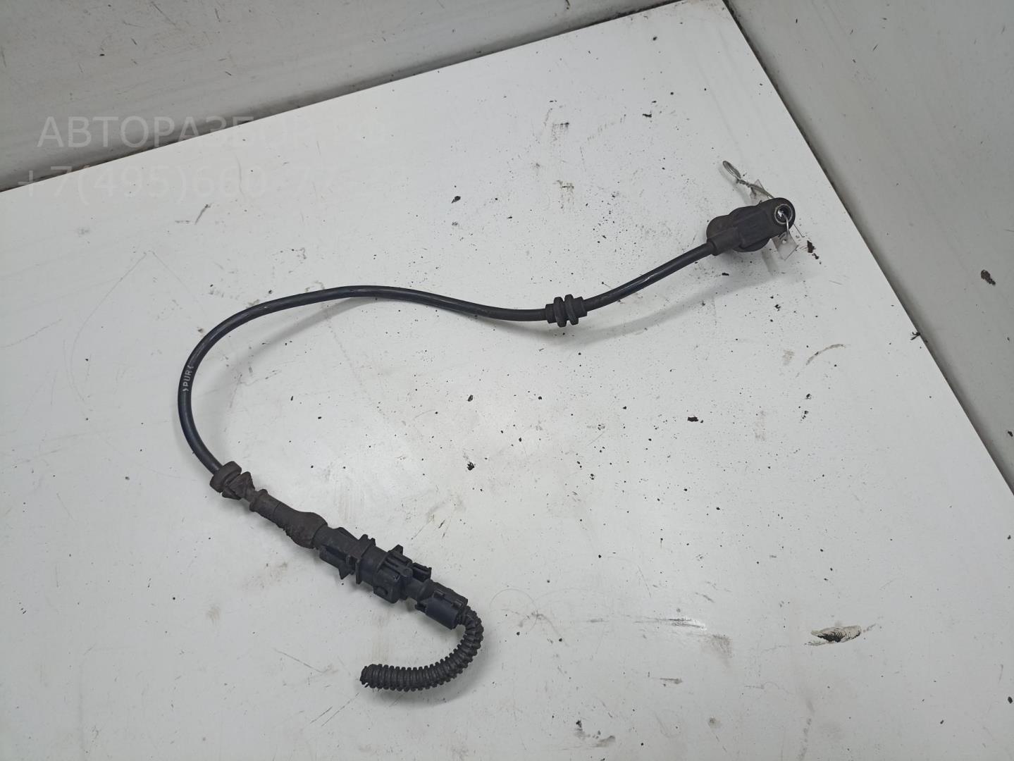 Датчик ABS передний