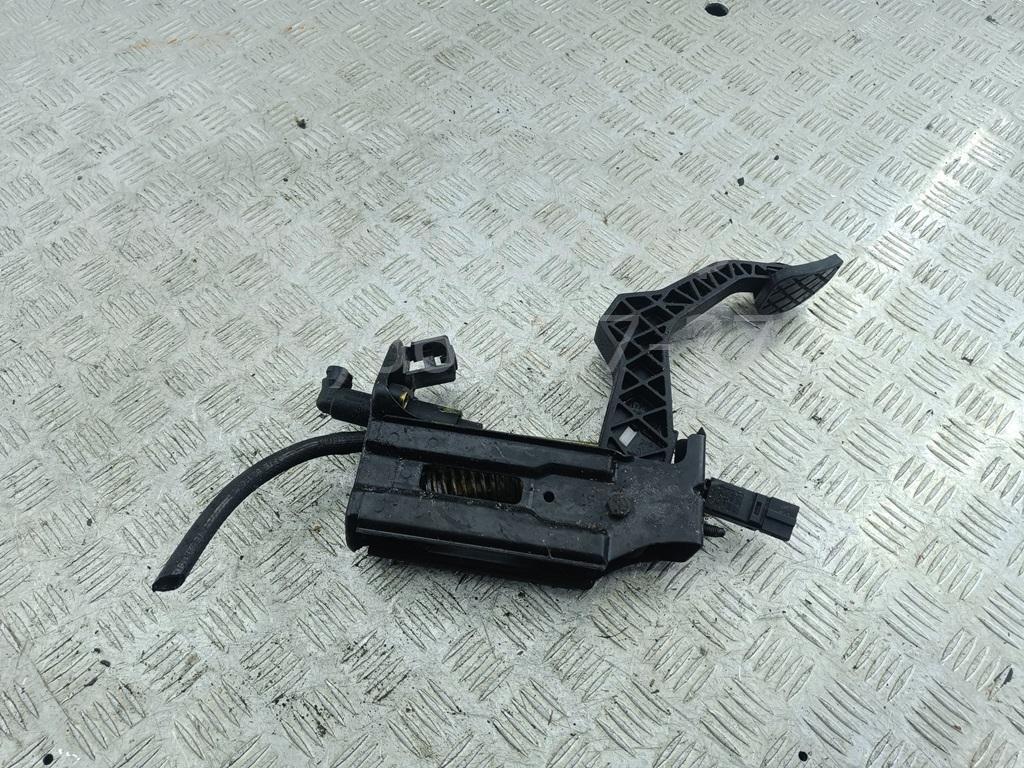 Цилиндр сцепления главный