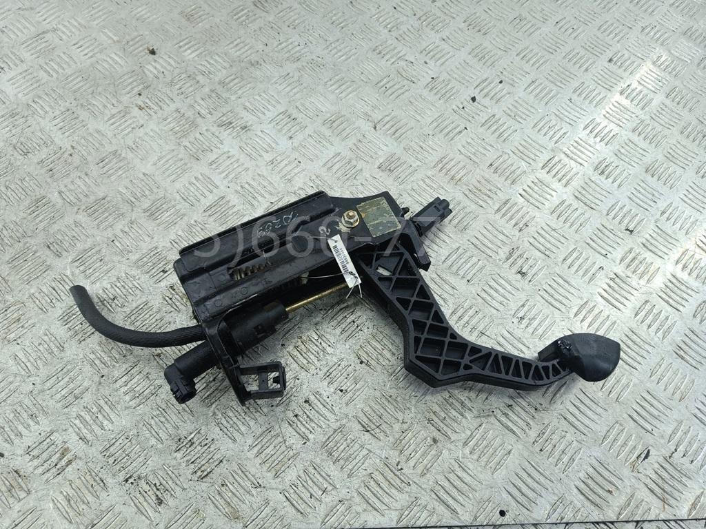 Цилиндр сцепления главный