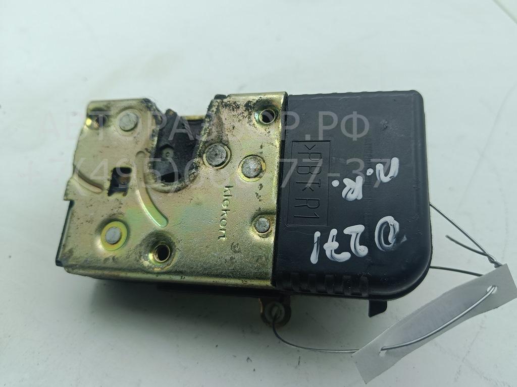 Замок двери передней правой