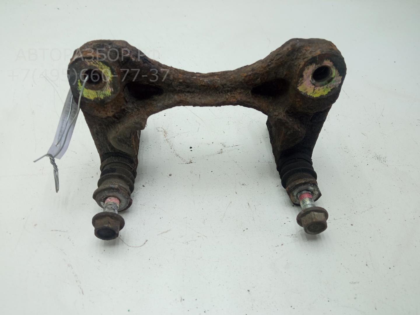 Скоба суппорта заднего