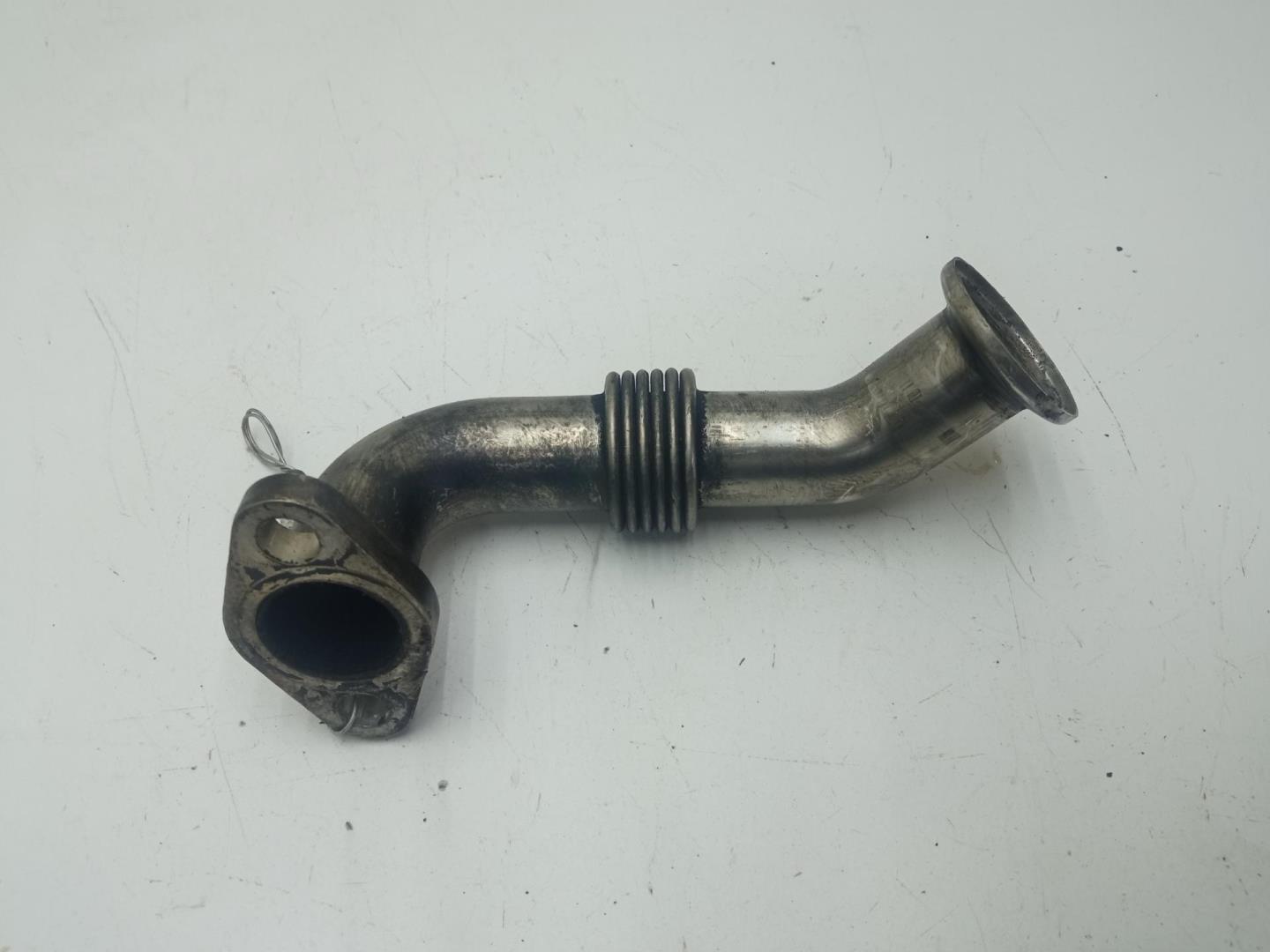 Трубка картерных газов