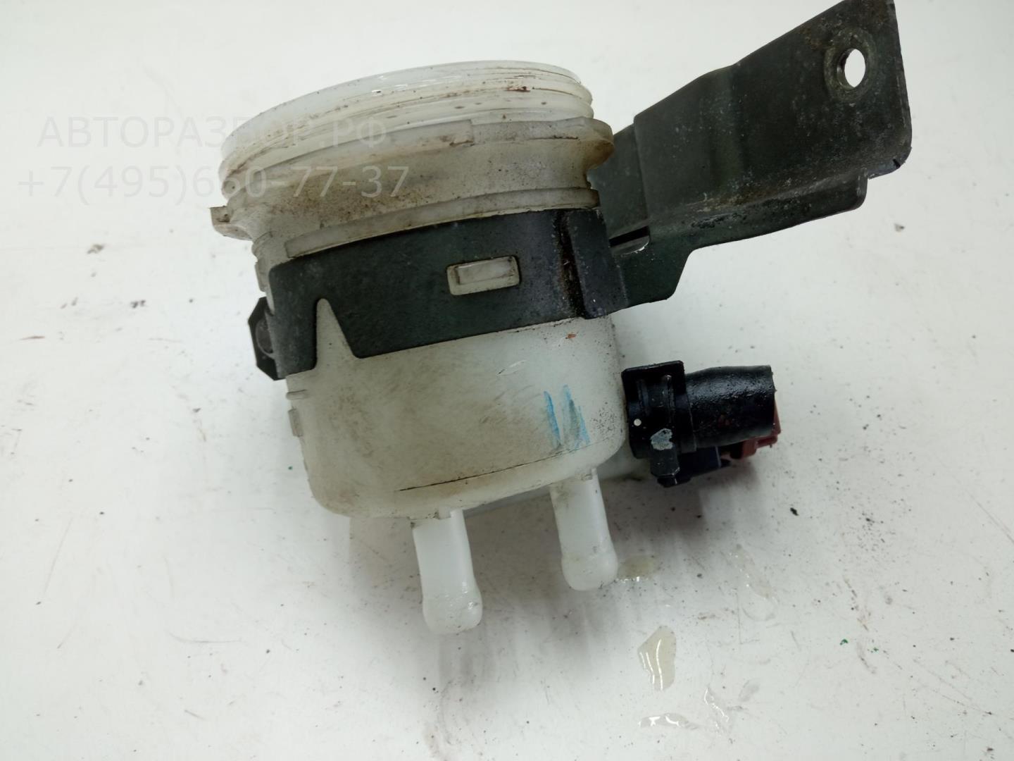 Бачок главного тормозного цилиндра