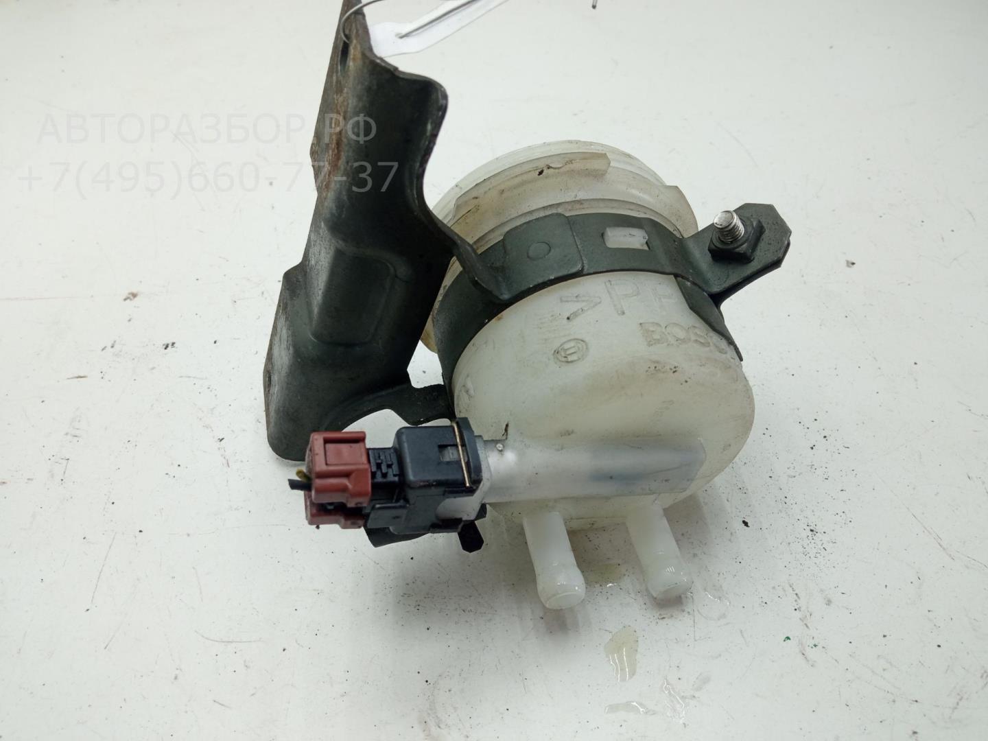 Бачок главного тормозного цилиндра