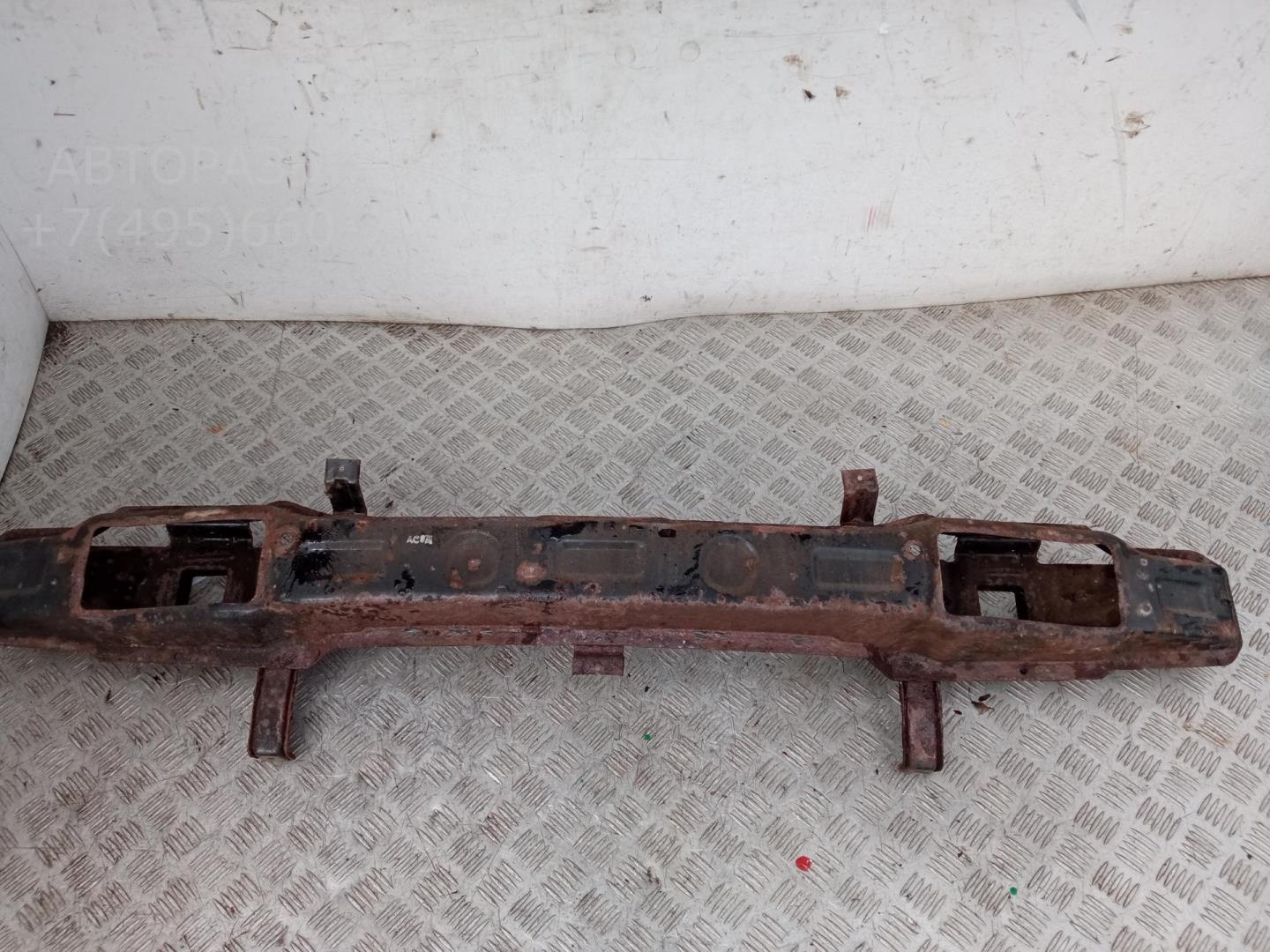 Усилитель заднего бампера