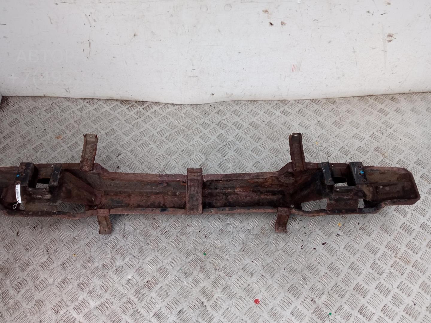 Усилитель заднего бампера