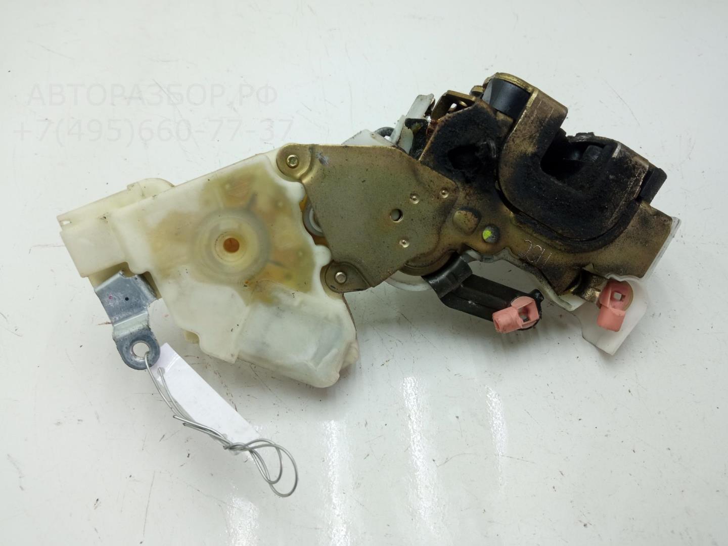 Замок двери задней левой