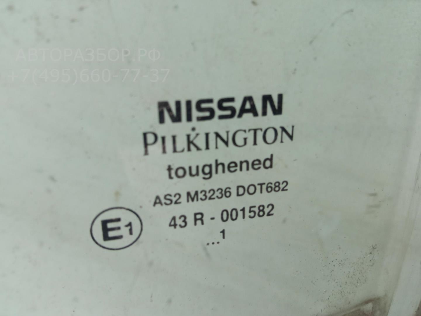 Стекло двери задней левой