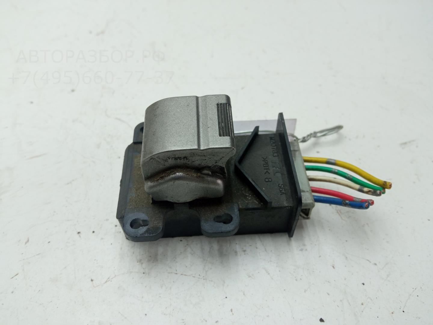 Кнопка стеклоподъемника