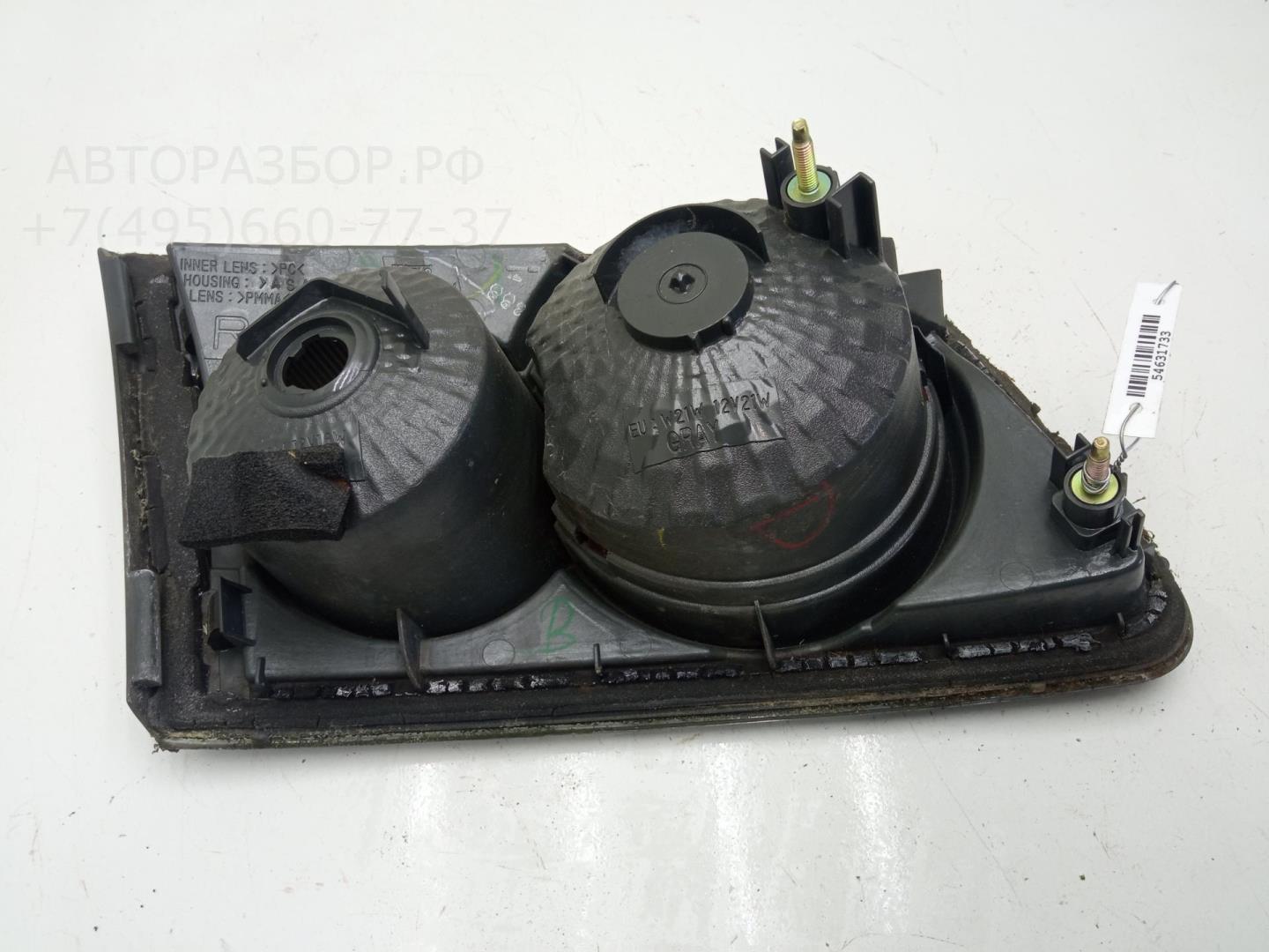 Фонарь задний внутренний правый