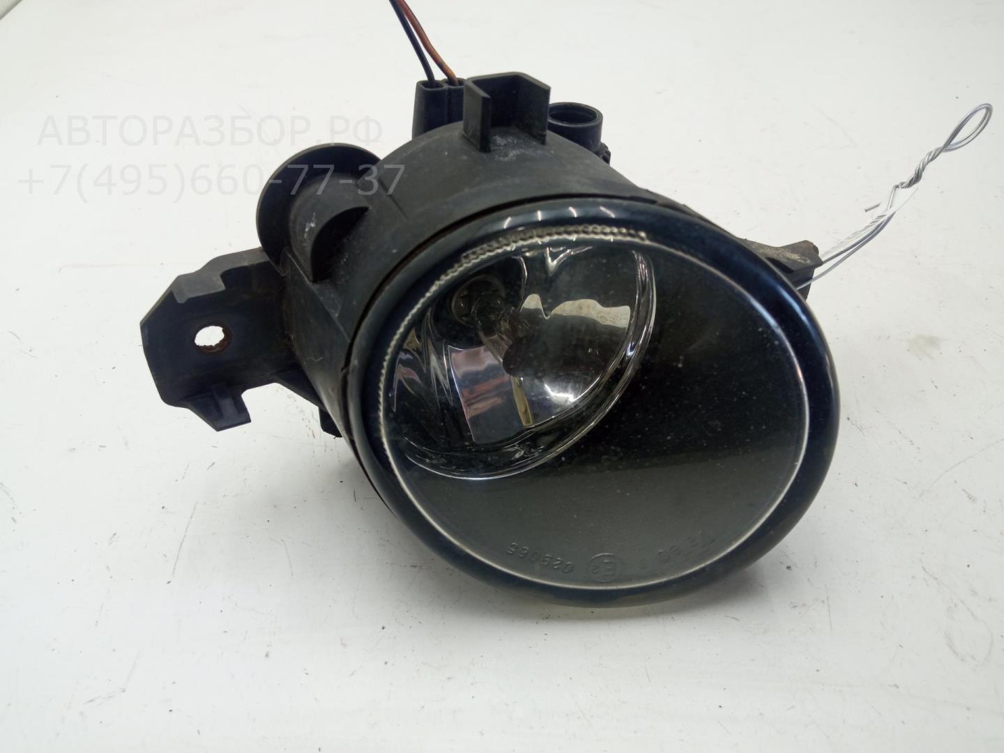 Фара противотуманная левая