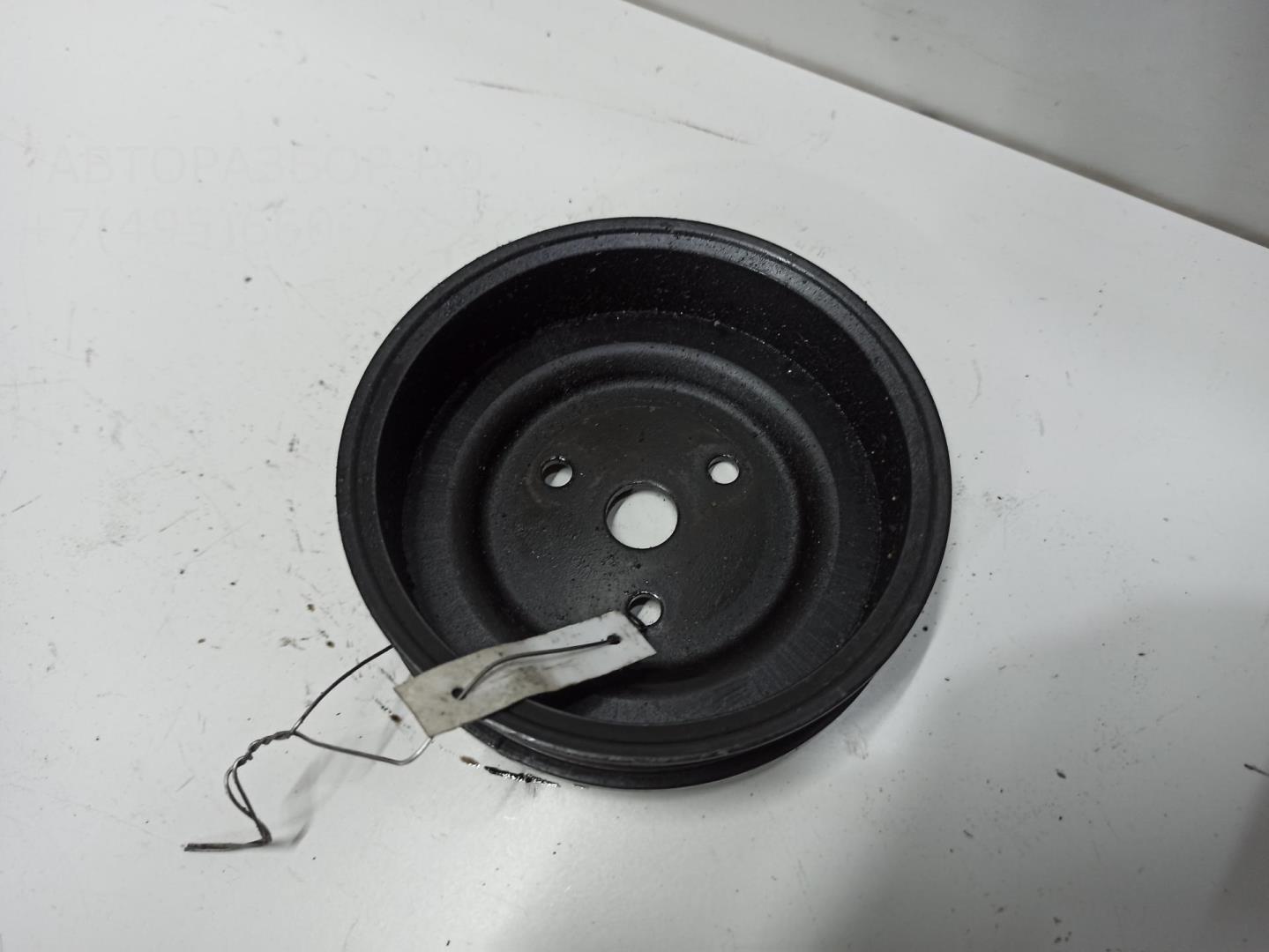 Шкив водяного насоса (помпы)