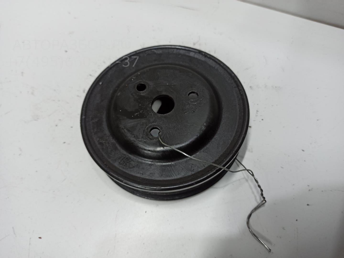 Шкив водяного насоса (помпы)