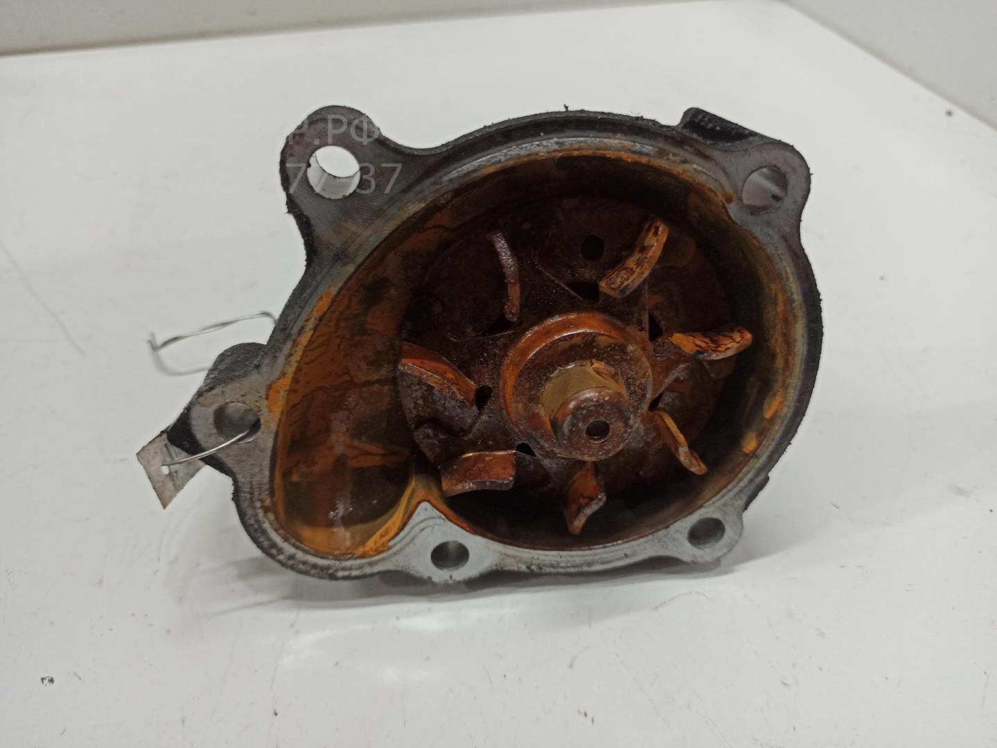 Насос водяной (помпа)