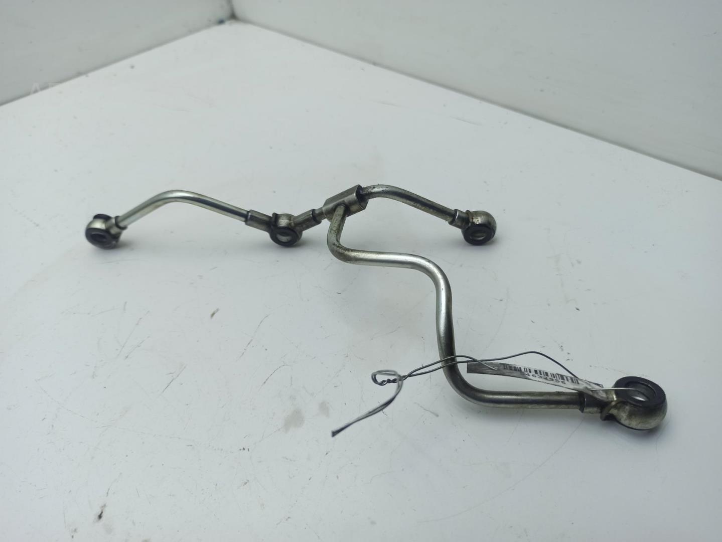 Трубка топливная