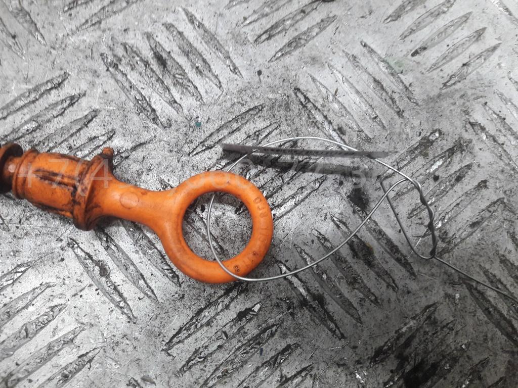 Щуп масляный двигателя