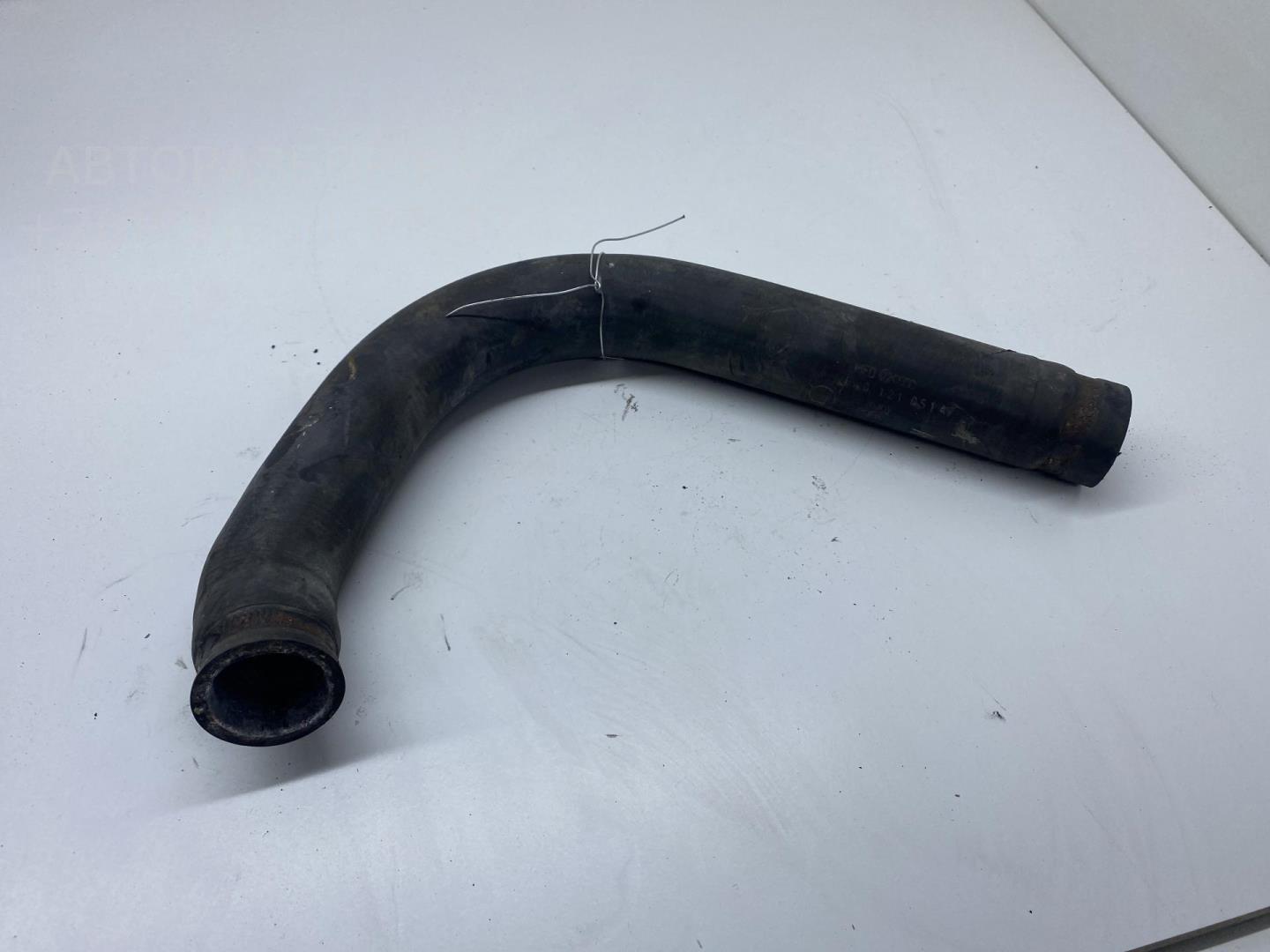 Патрубок радиатора