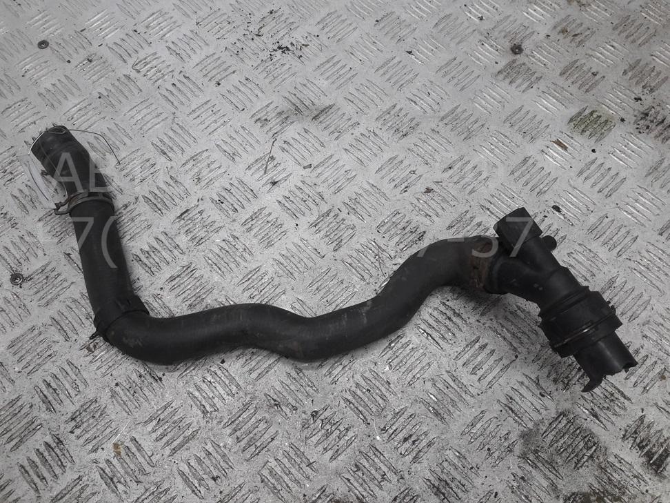 Патрубок радиатора