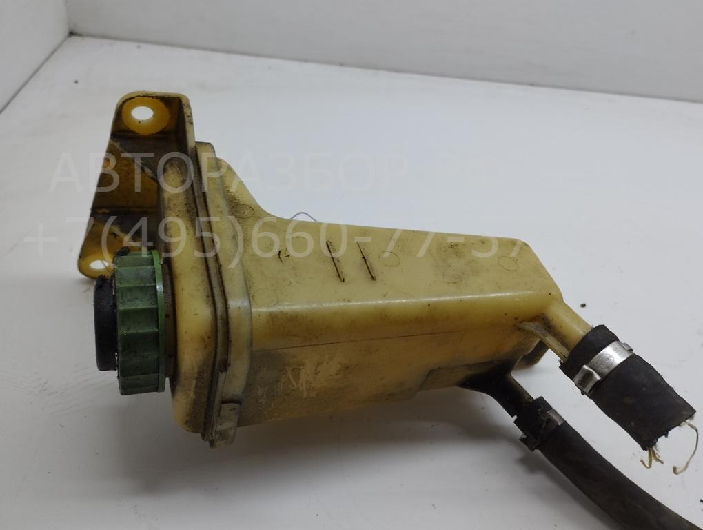 Бачок главного тормозного цилиндра