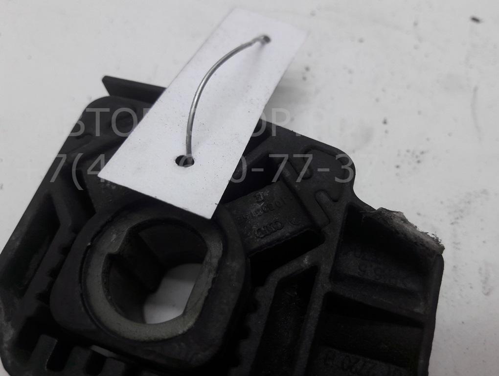 Кронштейн радиатора