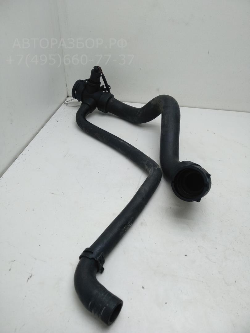 Патрубок радиатора