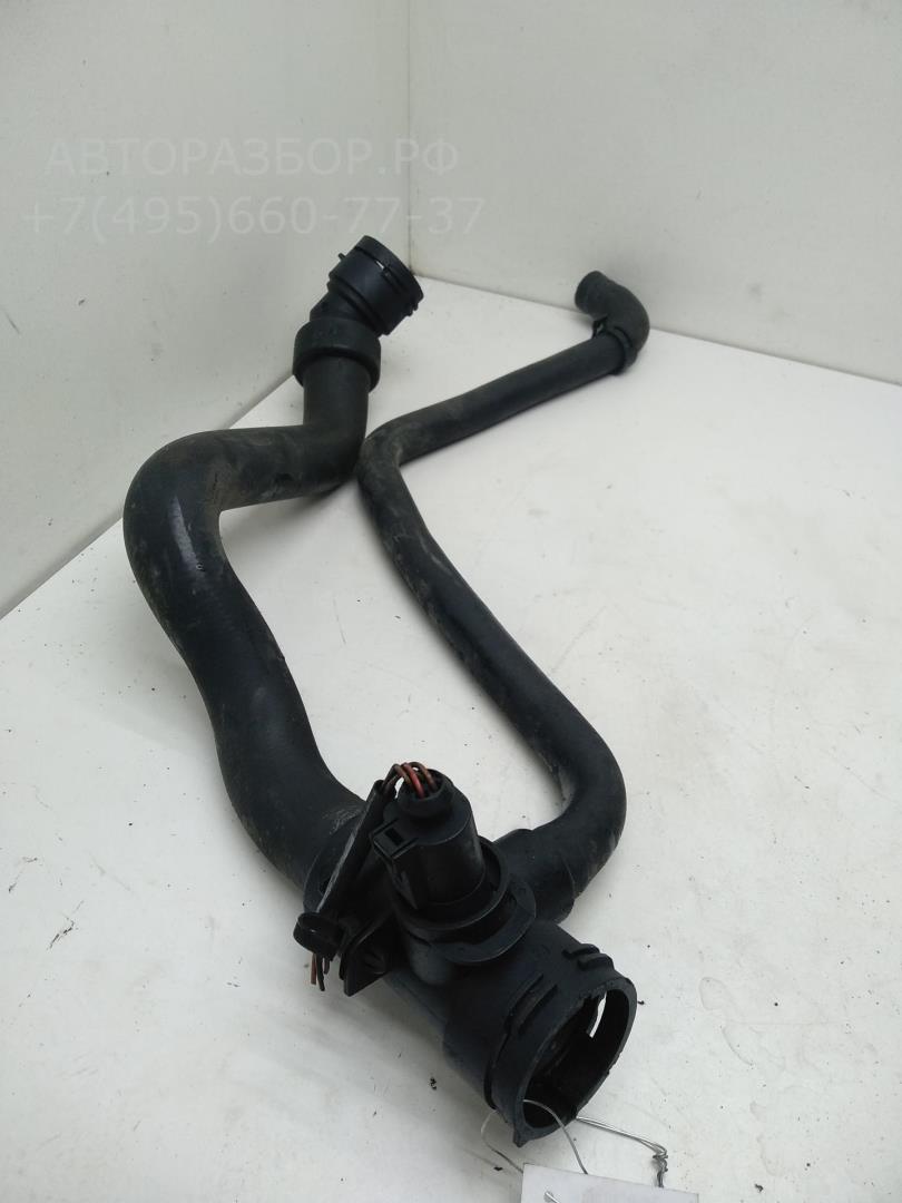 Патрубок радиатора