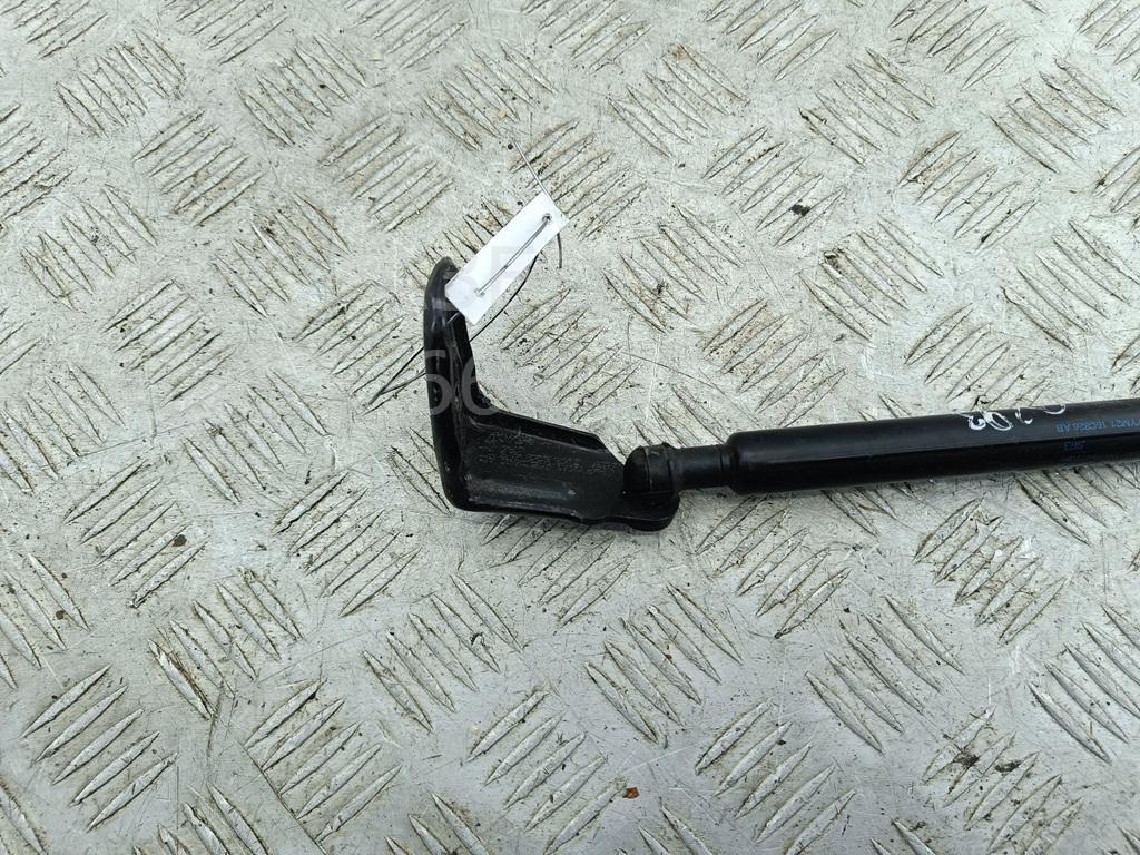 Амортизатор капота