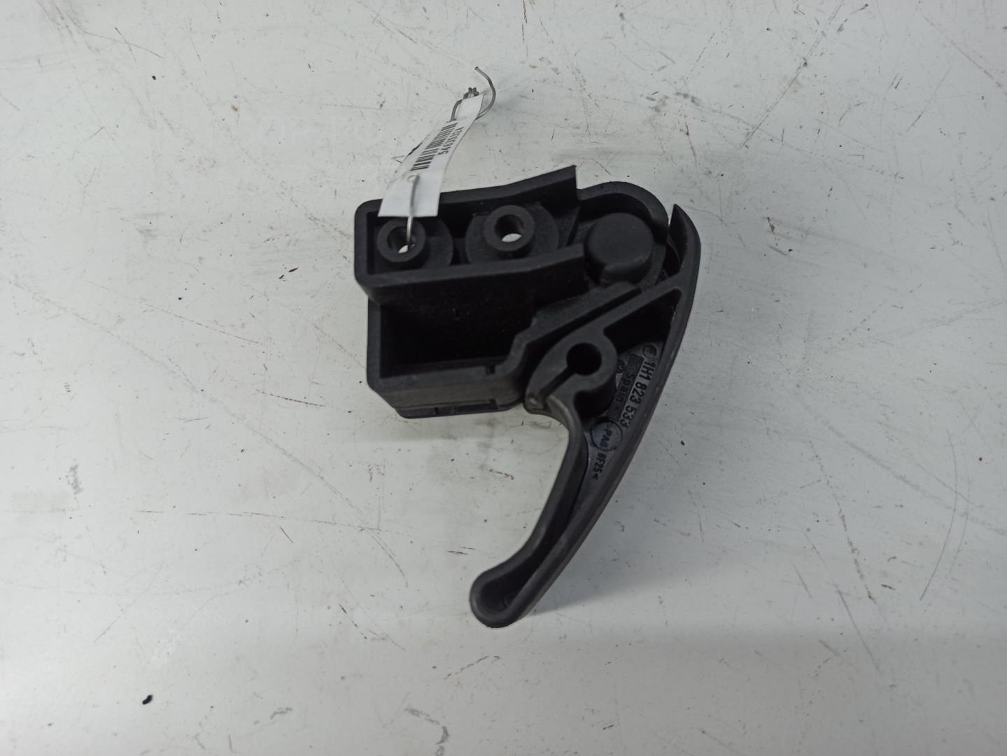 Ручка открывания капота