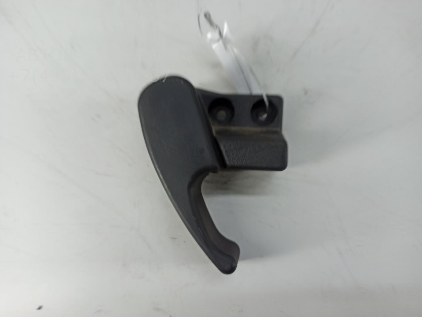 Ручка открывания капота