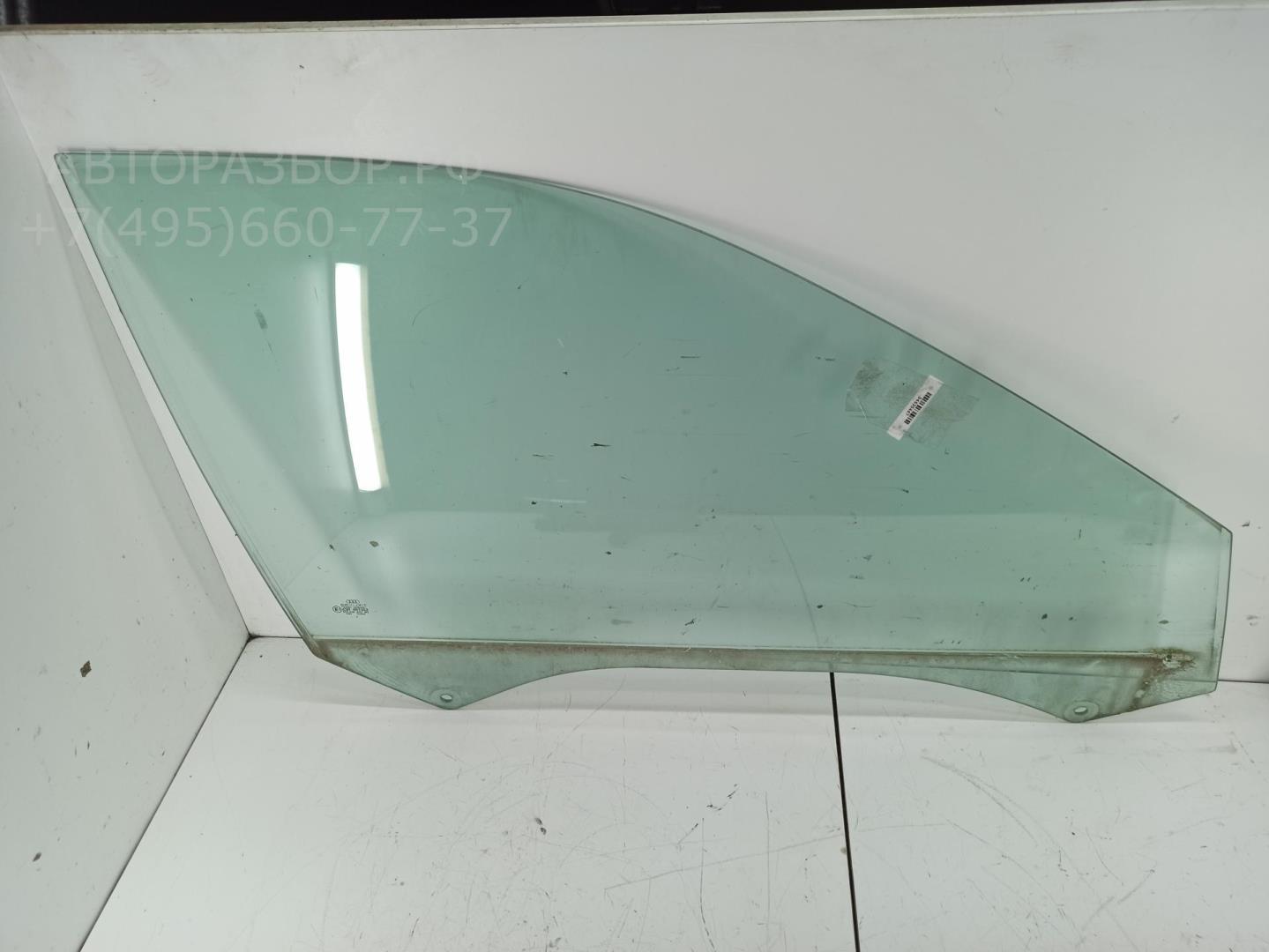 Стекло двери передней правой