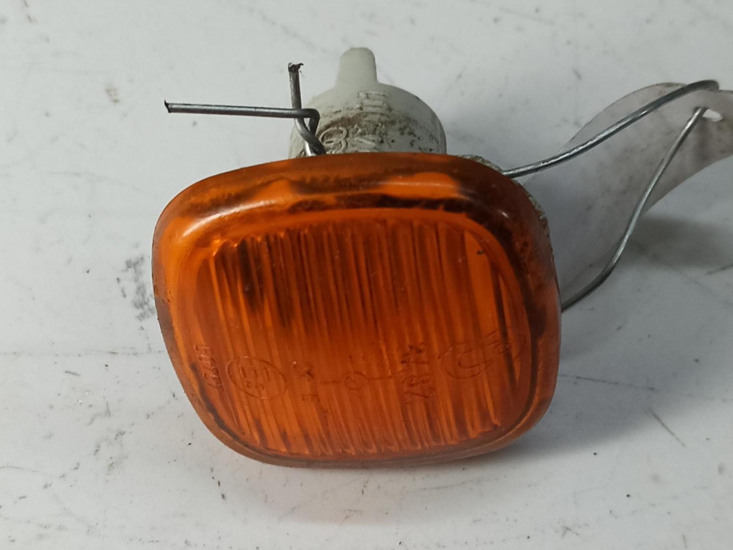 Указатель поворота левый