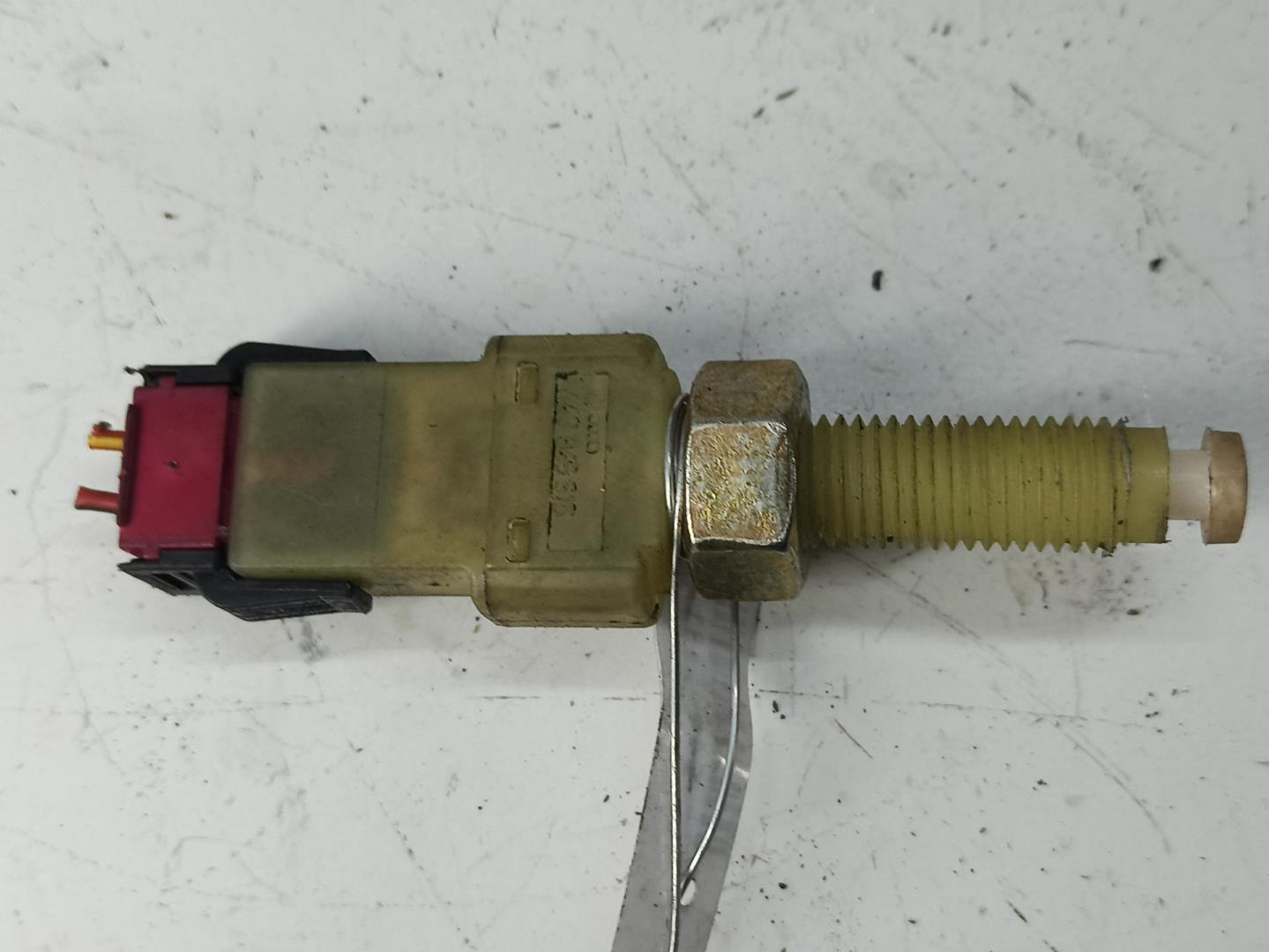 Датчик включения стопсигнала