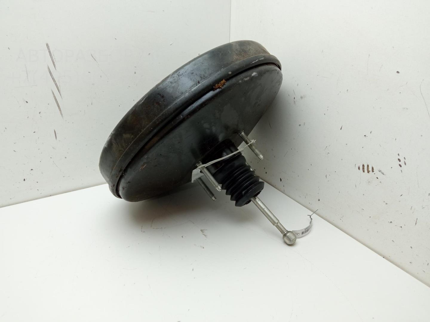 Усилитель тормозов вакуумный