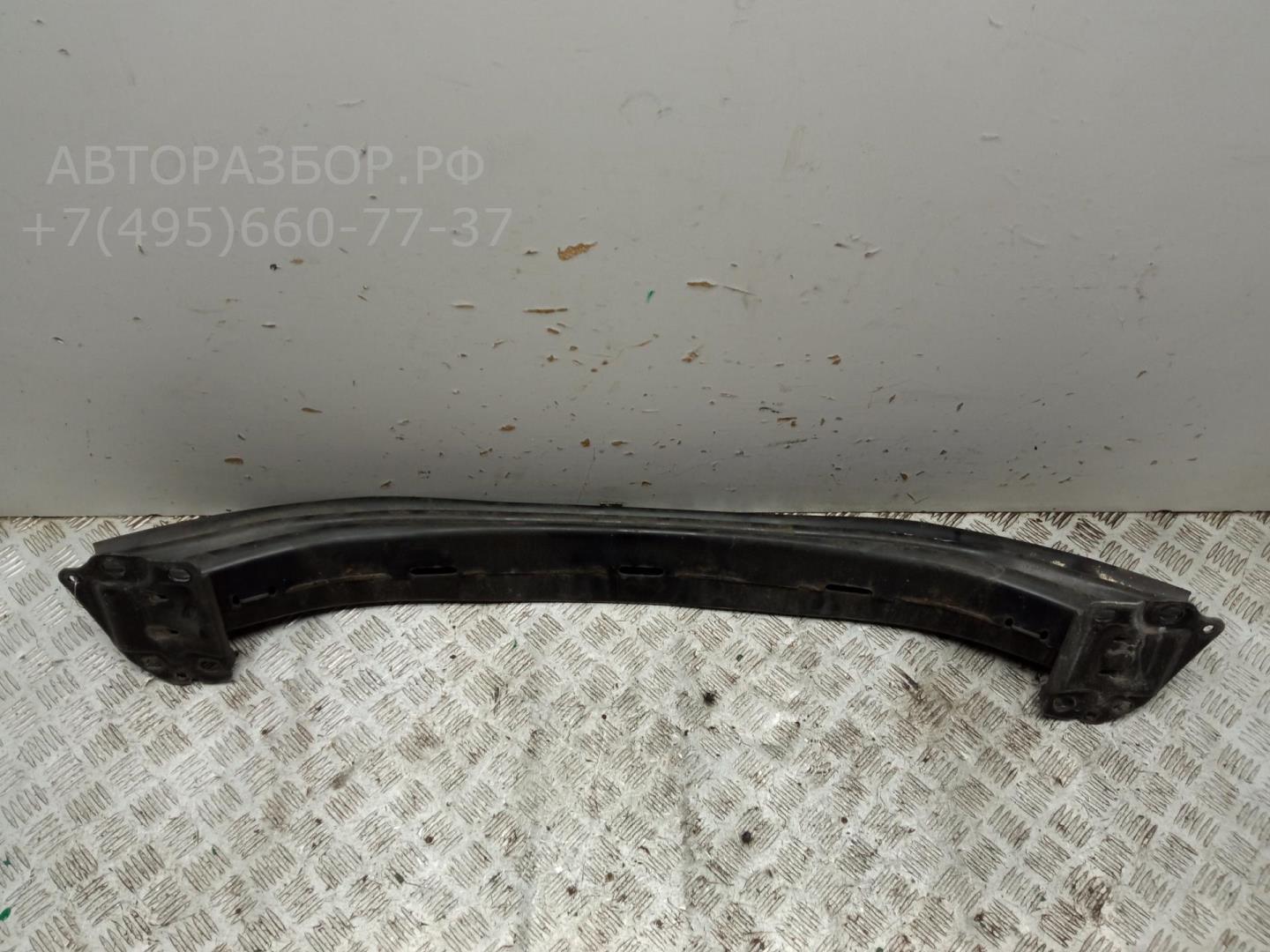 Усилитель переднего бампера