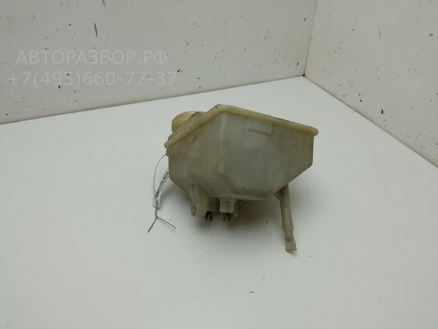 Бачок главного тормозного цилиндра