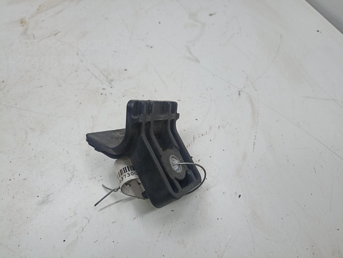 Кронштейн радиатора