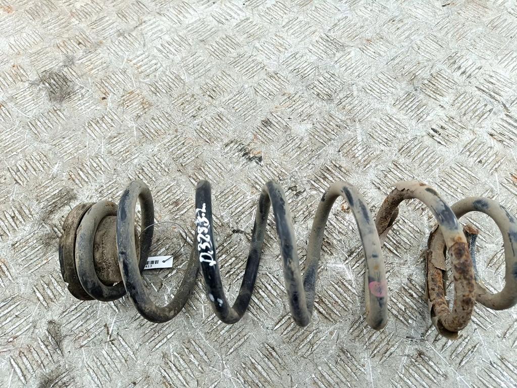 Пружина задняя