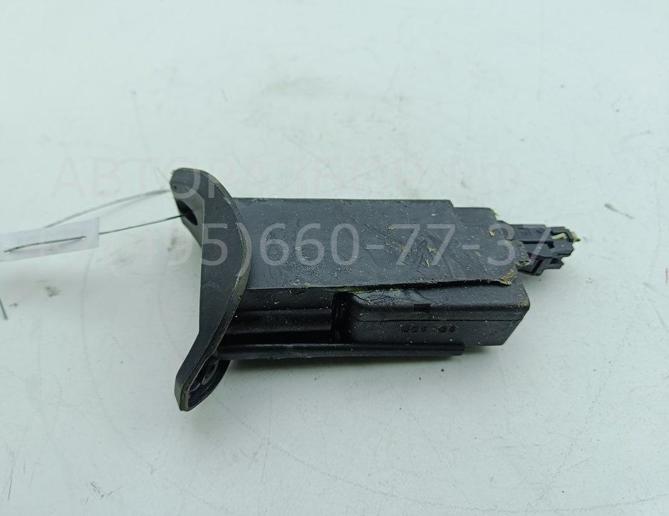 Активатор замка двери