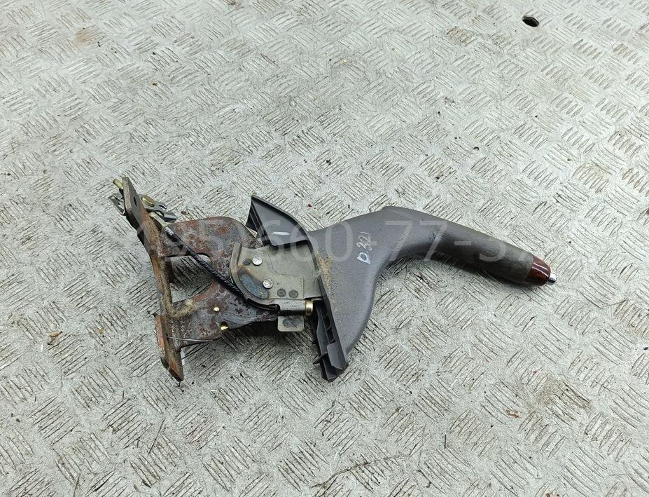 Рычаг стояночного тормоза