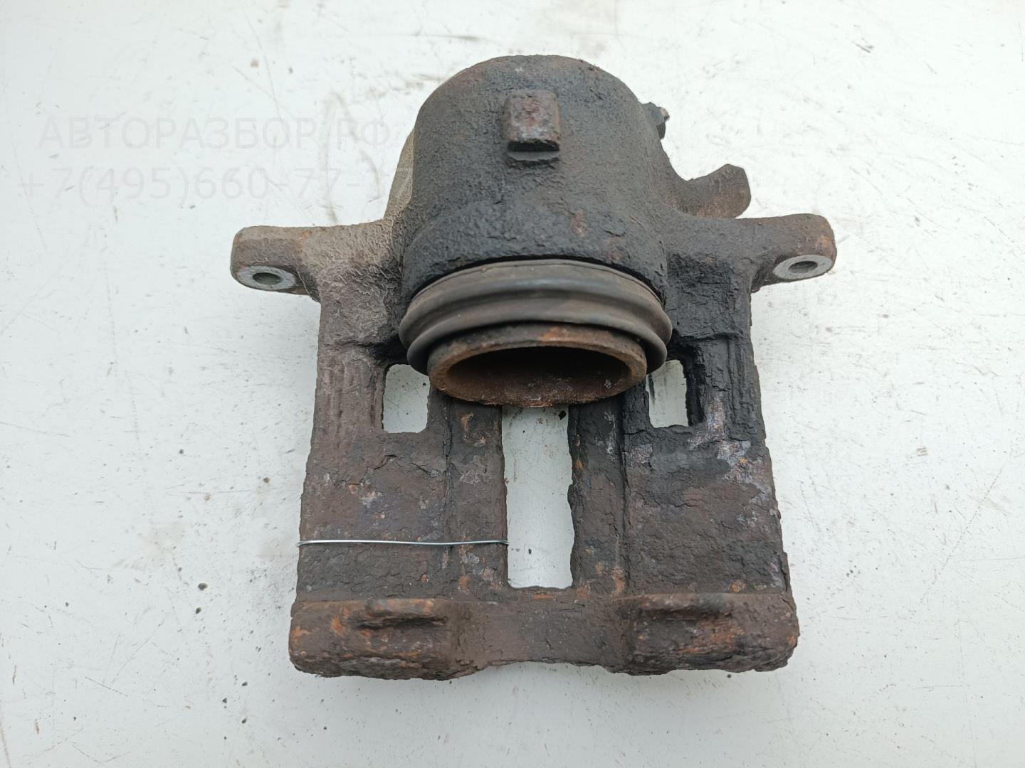 Суппорт передний правый