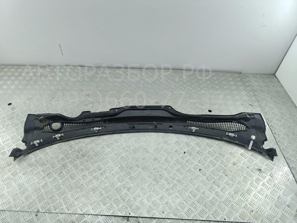 Решетка стеклоочистителей (Жабо)