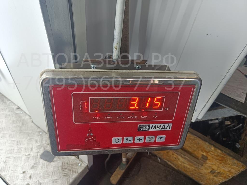 Стекло двери передней правой